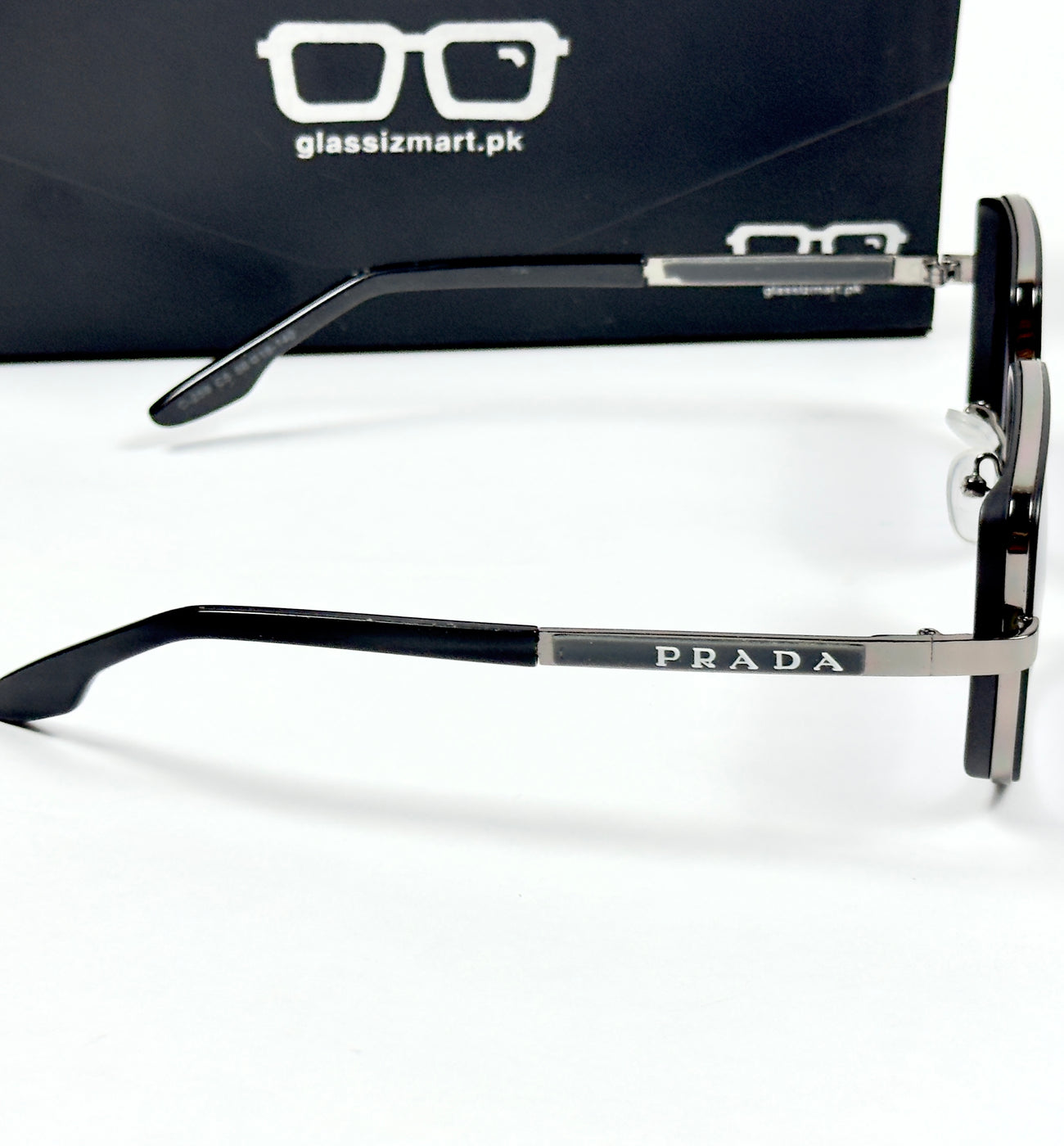 Prada – 259 – 56 – Black Gradient – Metal – Sunglasses – Unisex