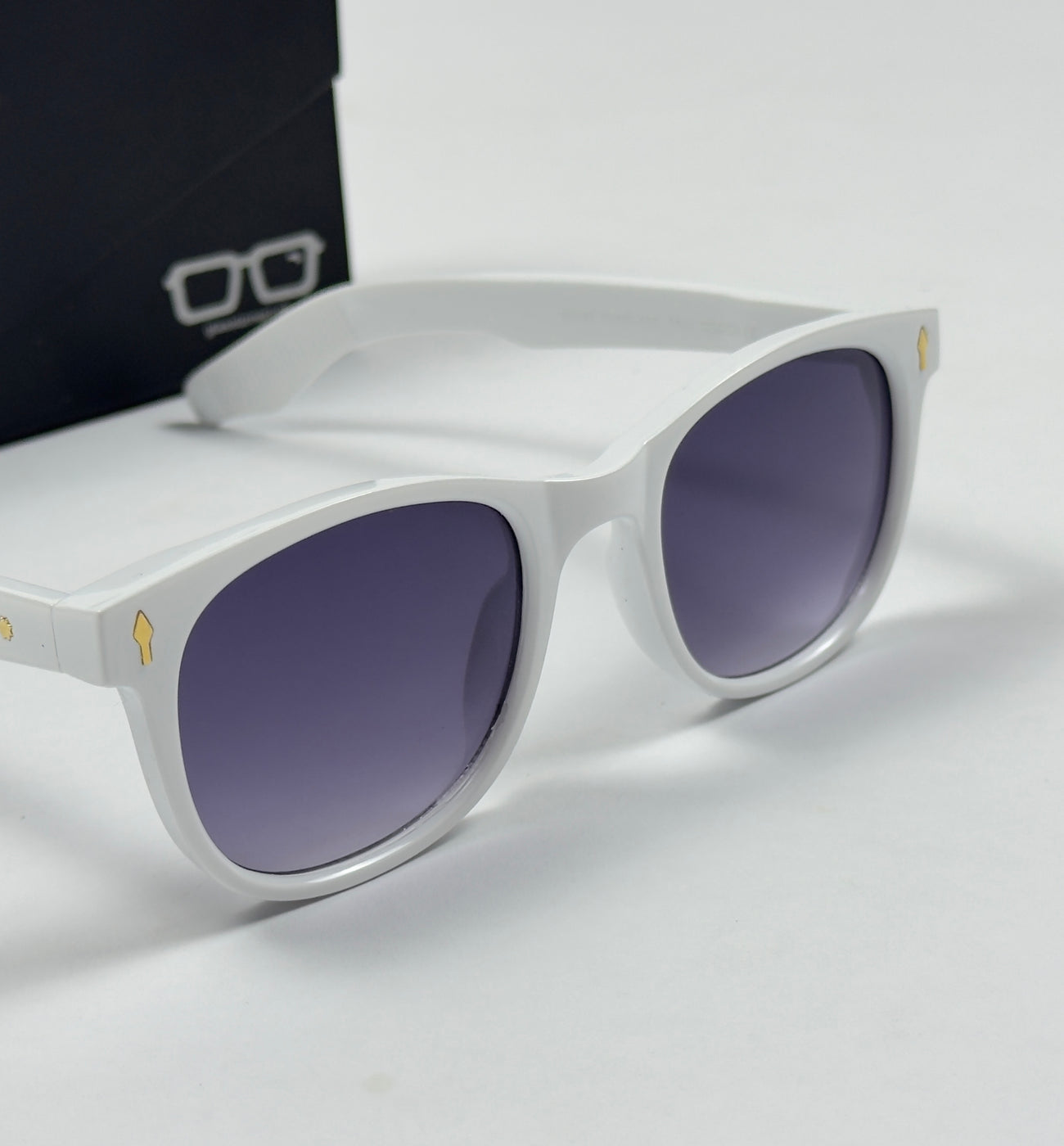 Moscot – 86337 – 50 - White Black Gradient – Acetate  – Sunglasses - Unisex