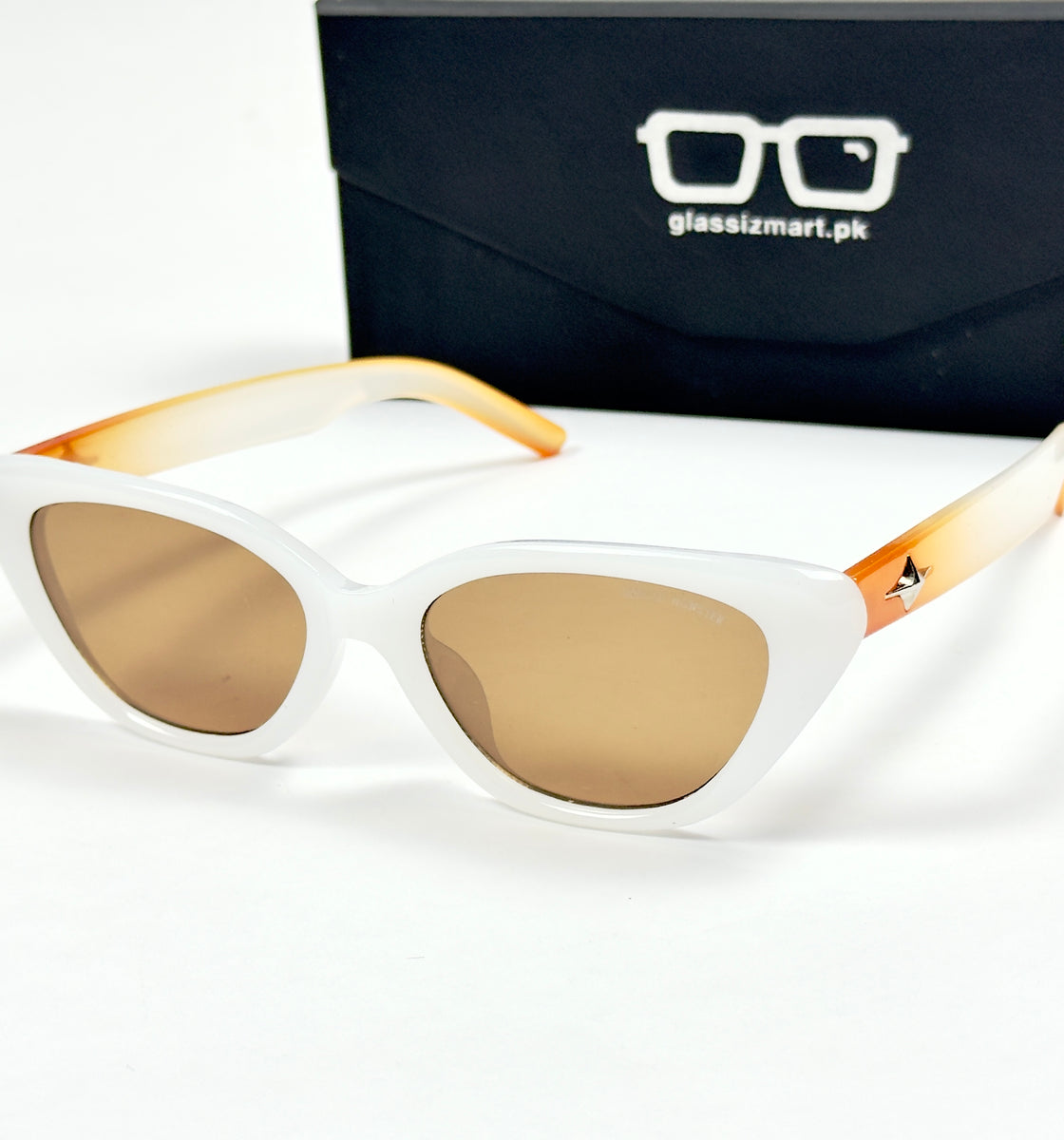 Gentle Monster – 9156 – White Brown – Acetate – Oval – Sunglasses - Ladies