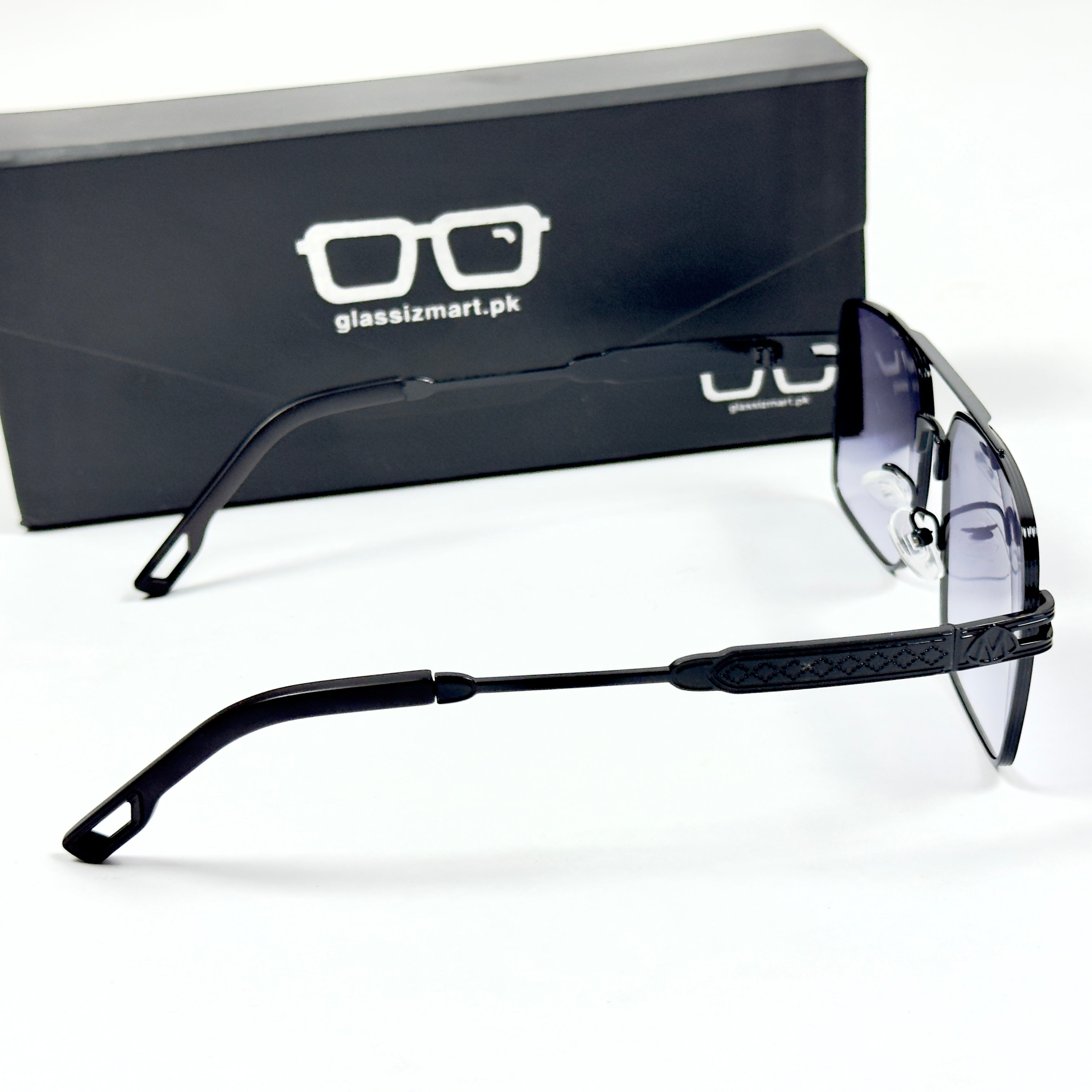 Maybach – 0161 – 56 – Black Gradient– Metal – Sunglasses – Unisex