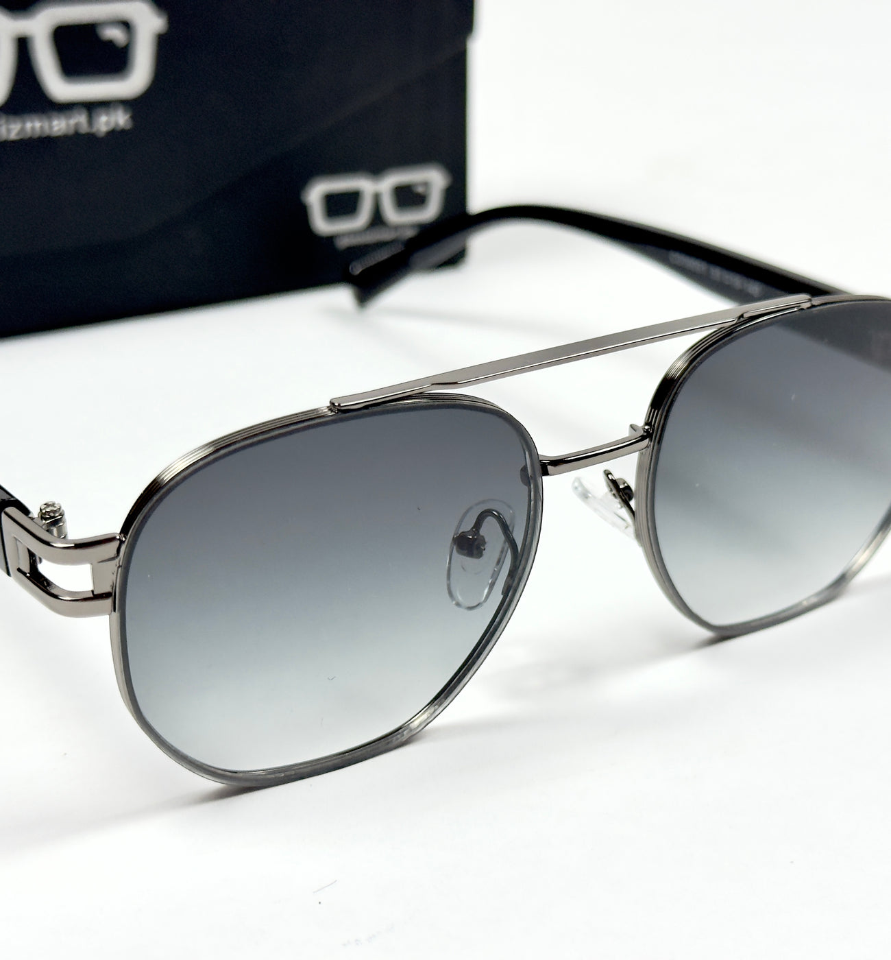Louis Vuitton – 9091 – 55 – Green Gradient – Acetate – Metal - Sunglasses – Unisex