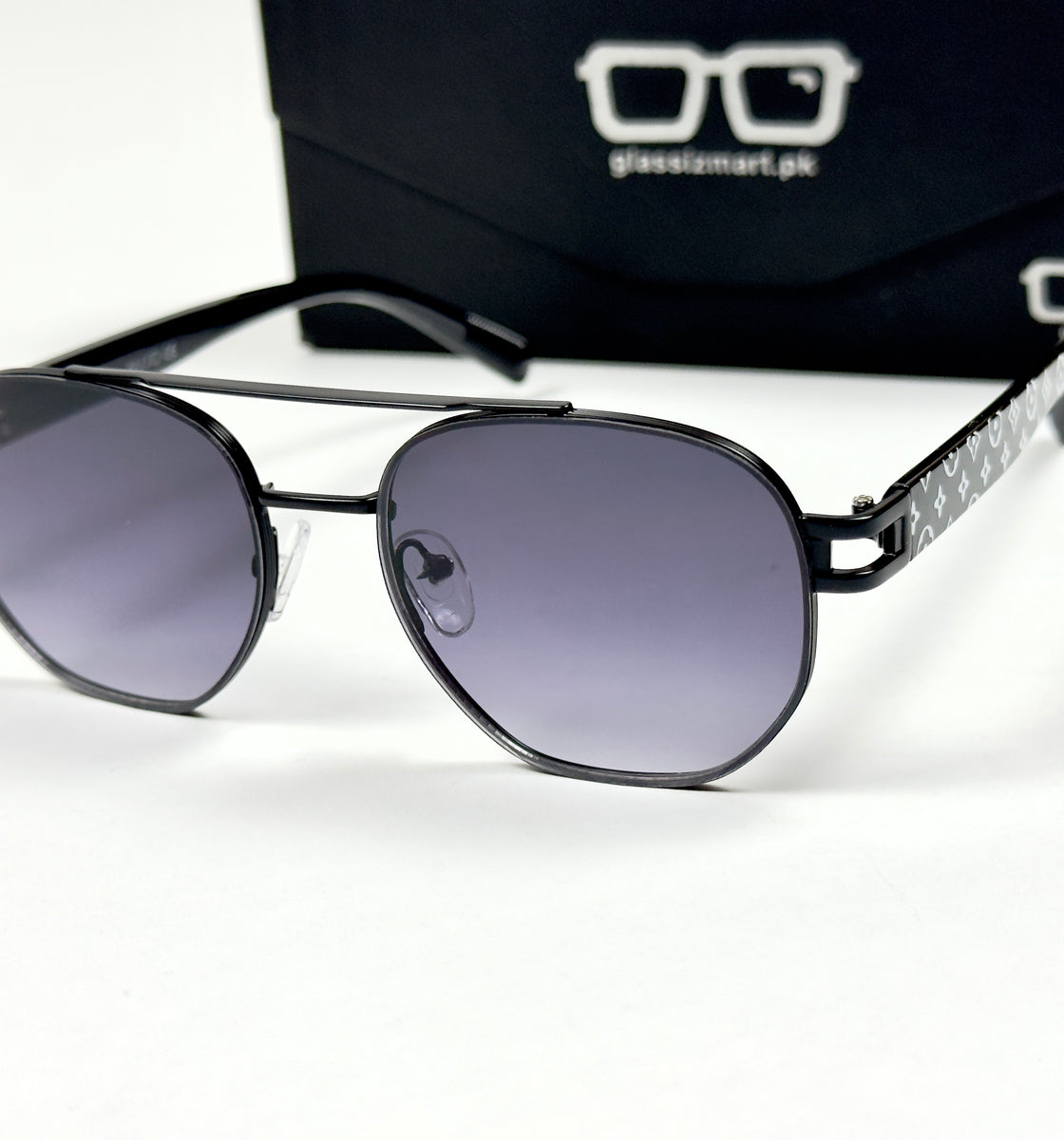 Louis Vuitton – 9091 – 55 – Black Gradient – Acetate – Metal - Sunglasses – Unisex