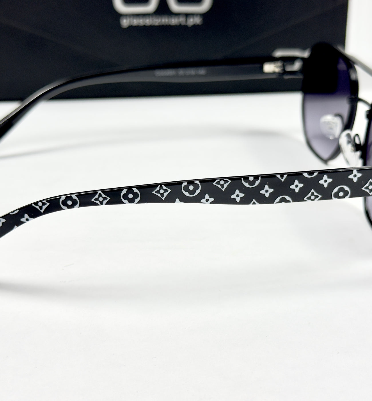 Louis Vuitton – 9091 – 55 – Black Gradient – Acetate – Metal - Sunglasses – Unisex