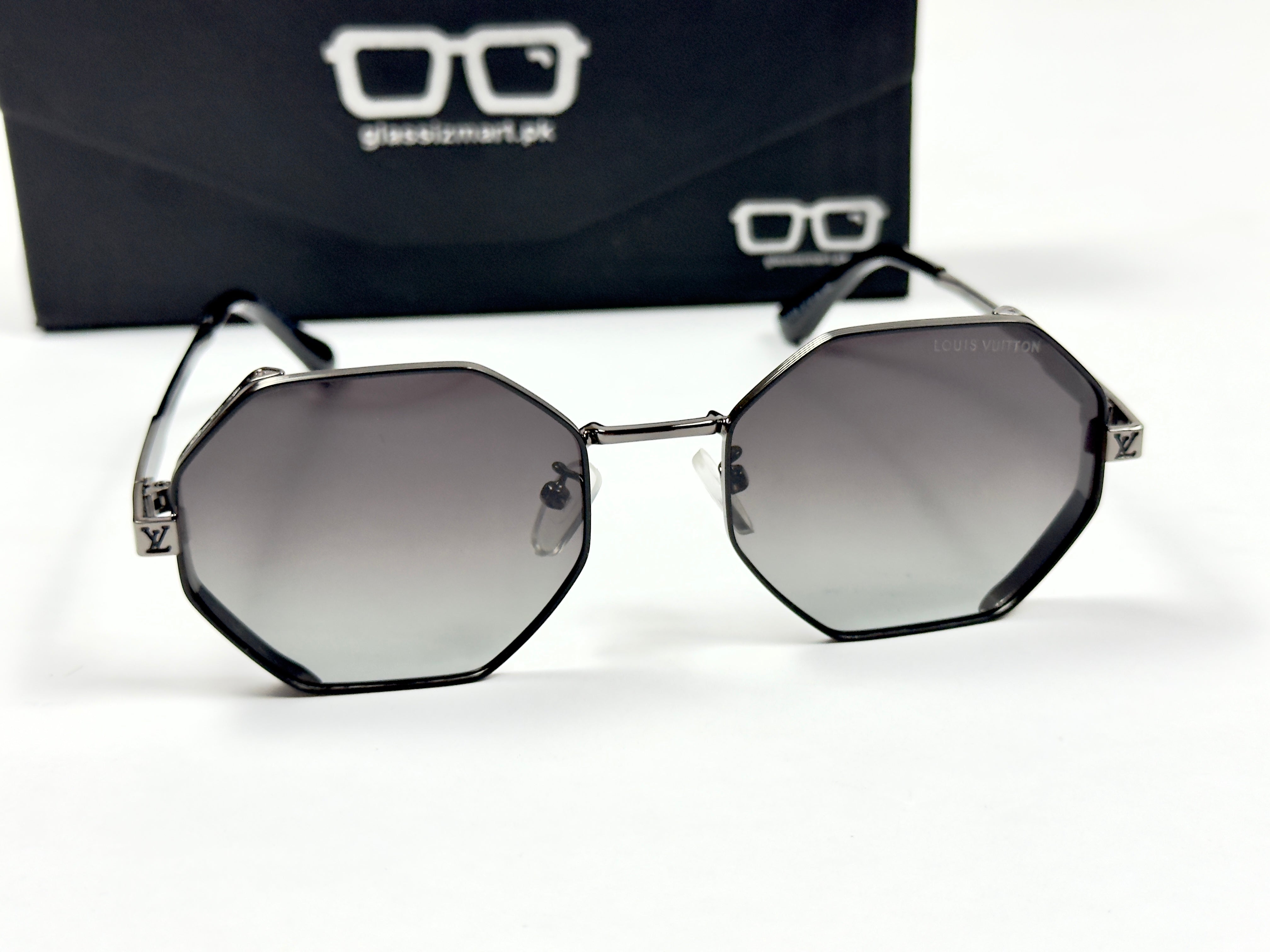 Louis Vuitton – 1938 – 57 – Green Gradient– Metal – Sunglasses – Ladies