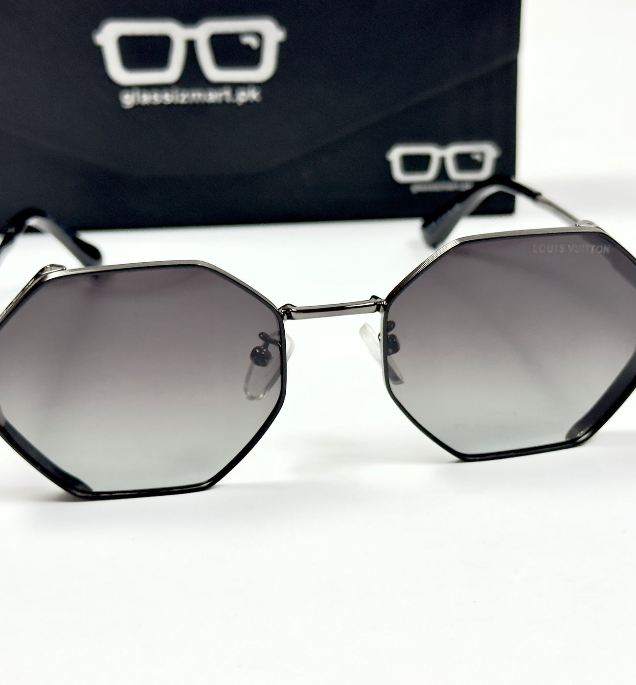 Louis Vuitton – 1938 – 57 – Green Gradient– Metal – Sunglasses – Ladies