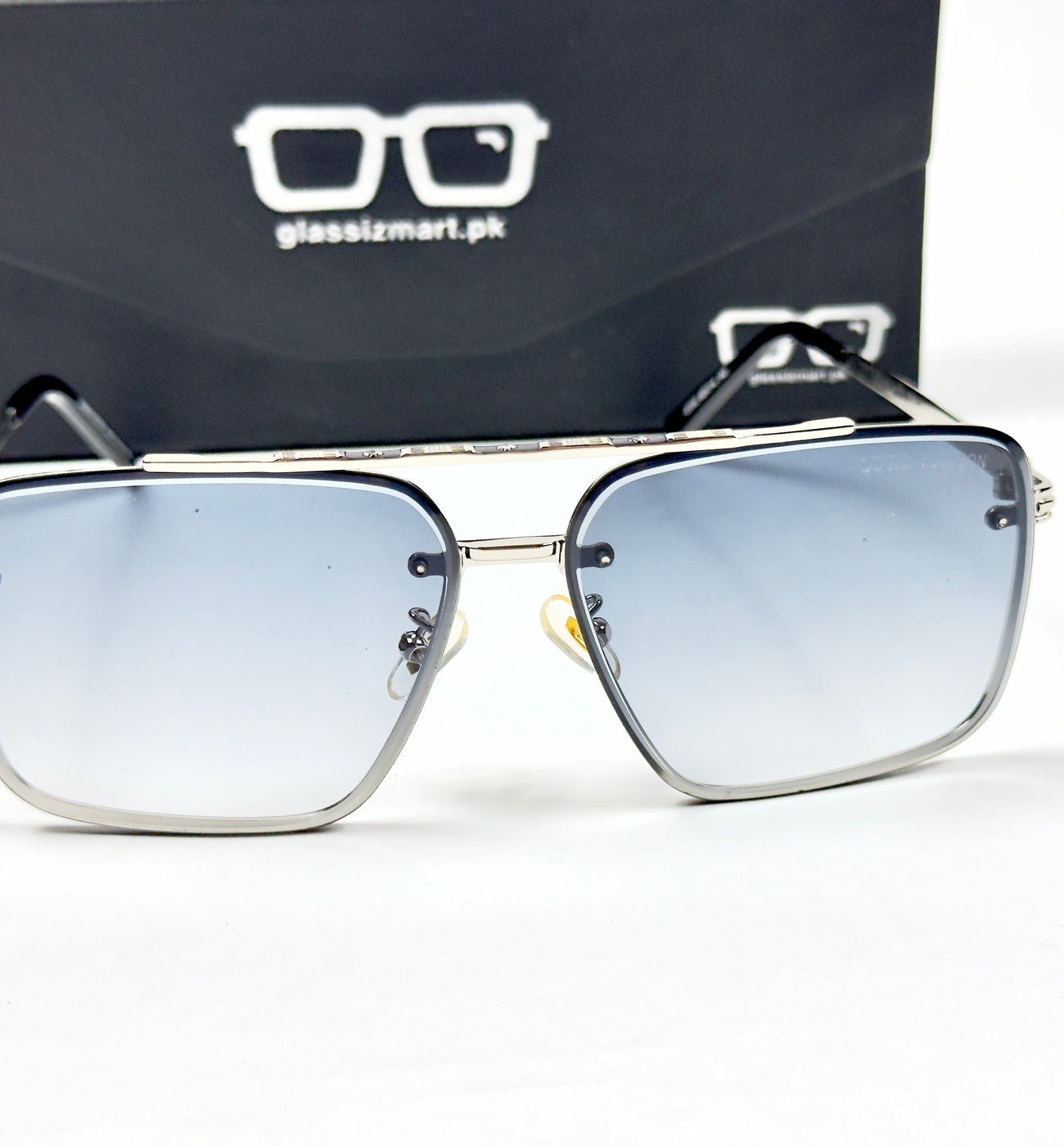 Louis Vuitton – 22332 – 60 – Silver Blue – Metal – Sunglasses – Unisex