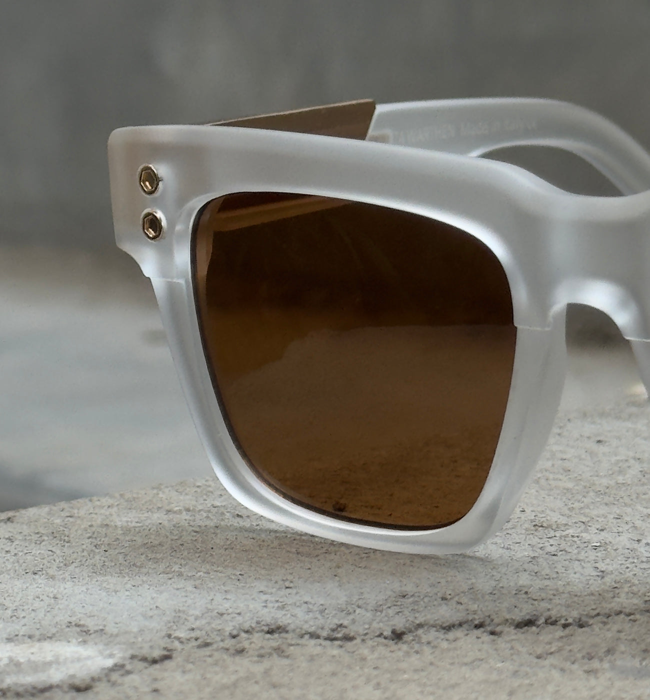 Dita – 98312 – 56 – Transparent Brown – Acetate – Sunglasses – Unisex
