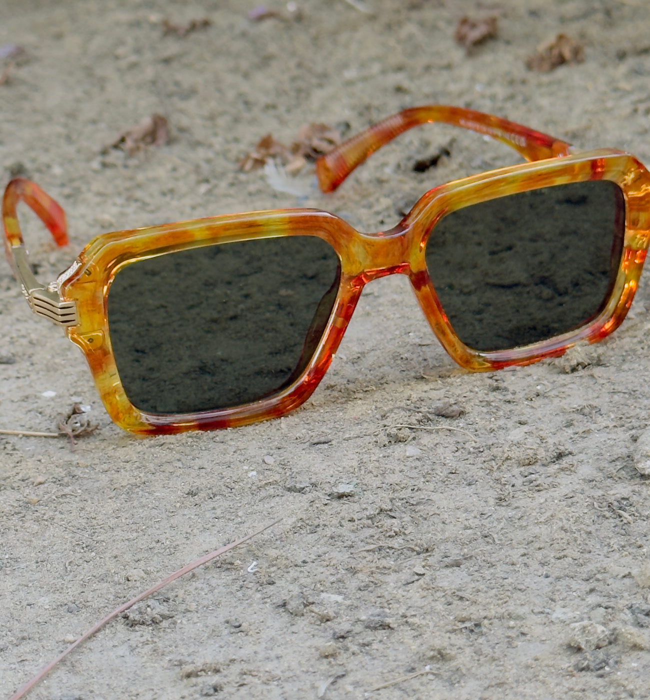 Marc Jacobs – 98372 – 52 – Tortoise Black – Acetate – Sunglasses – Unisex