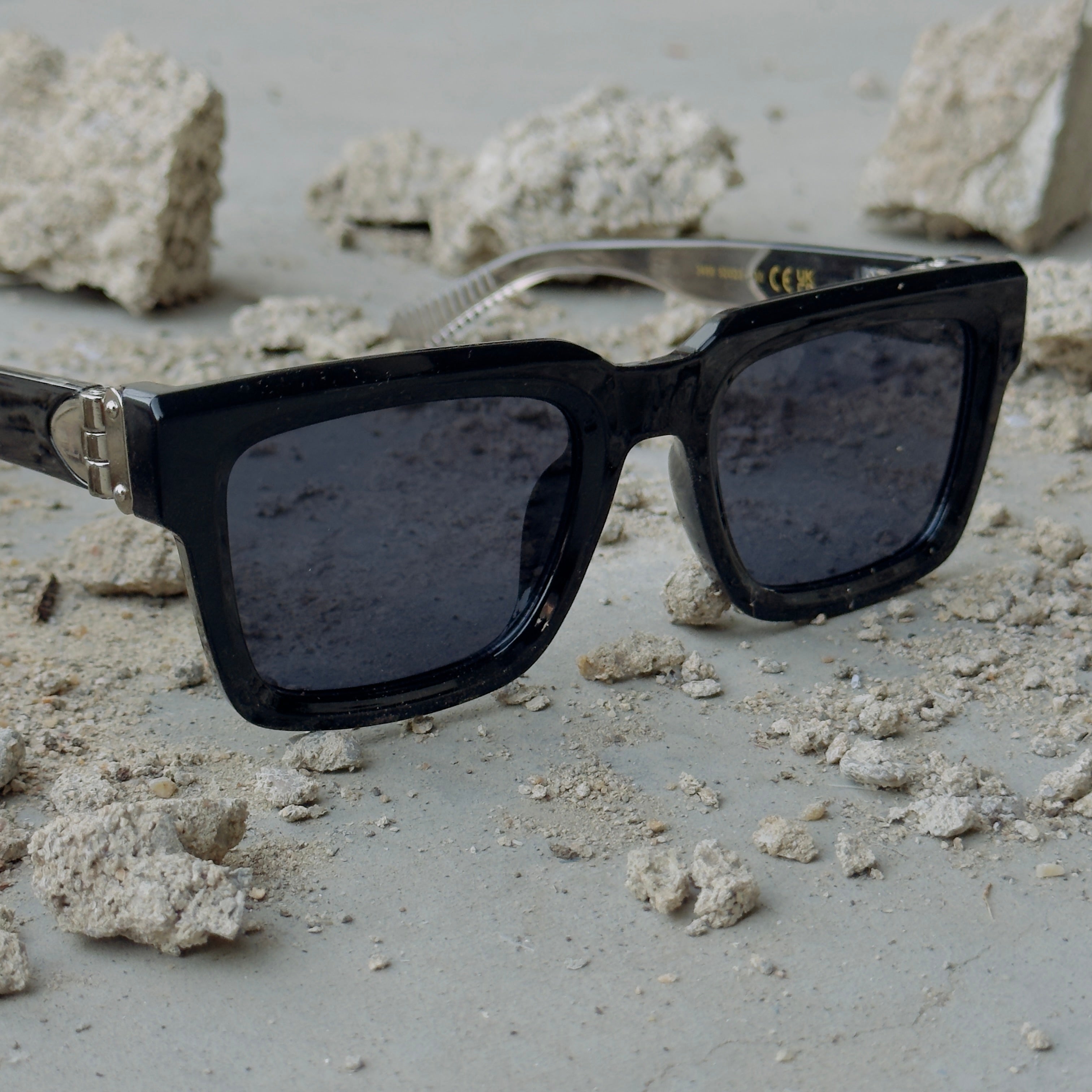 Louis Vuitton – 3490 – 52 – Black – Acetate – Sunglasses – Unisex