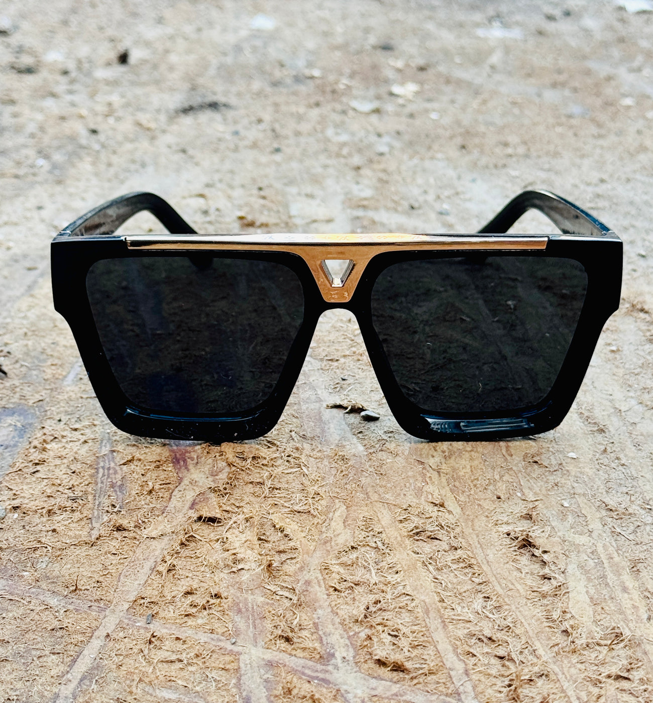 Louis Vuitton – 1502 – 60 – Black – Acetate – Sunglasses – Unisex