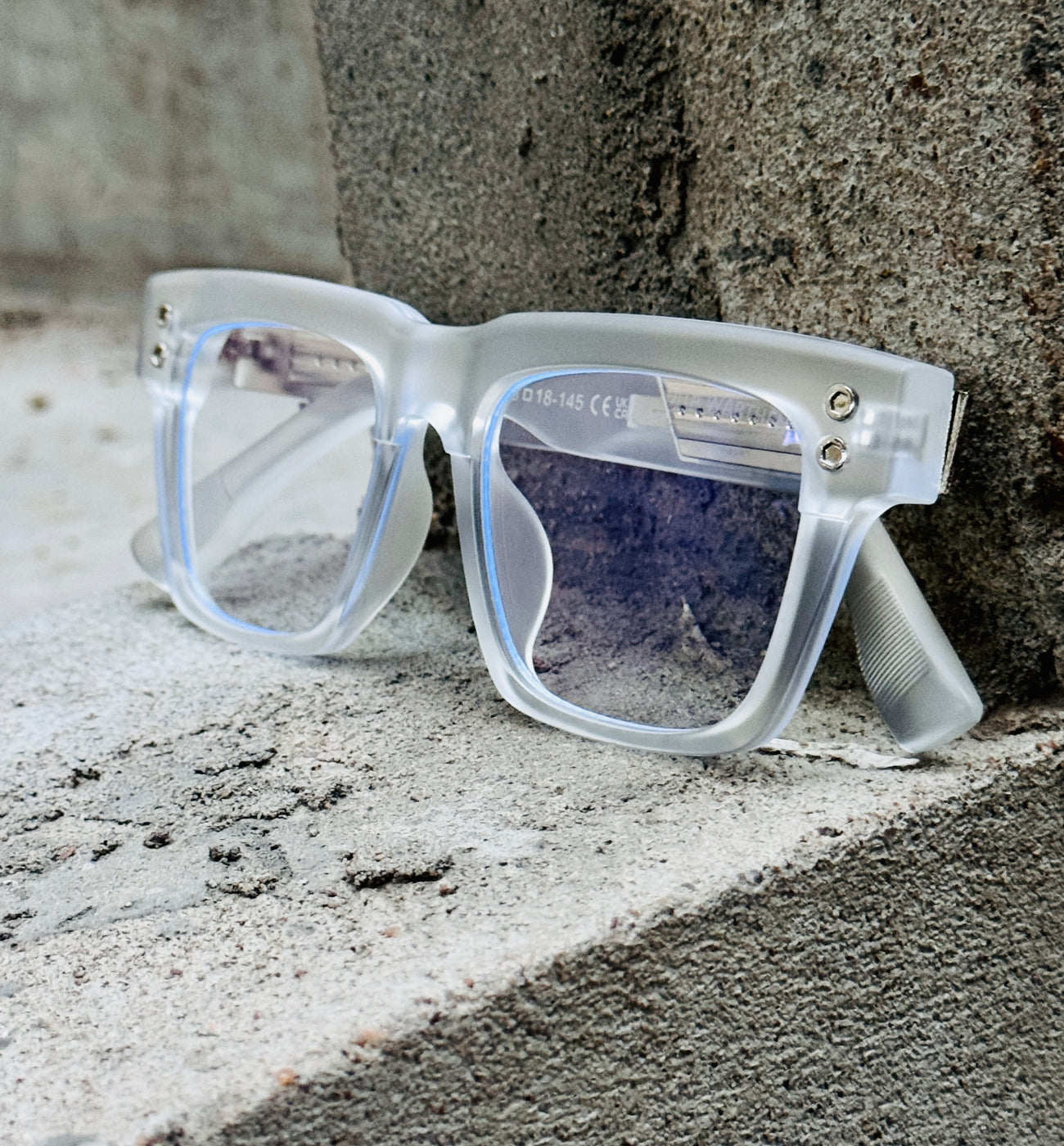 Dita – 98312 – 56 – Transparent – Acetate – Optics – Unisex