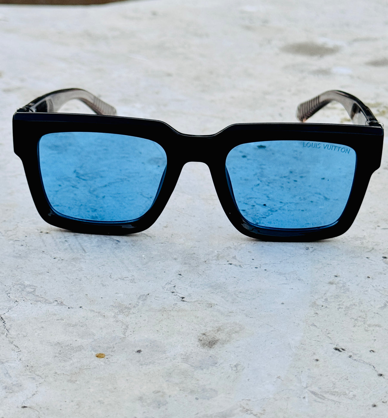 Louis Vuitton – 3490 – 52 – Black Blue – Acetate – Sunglasses – Unisex