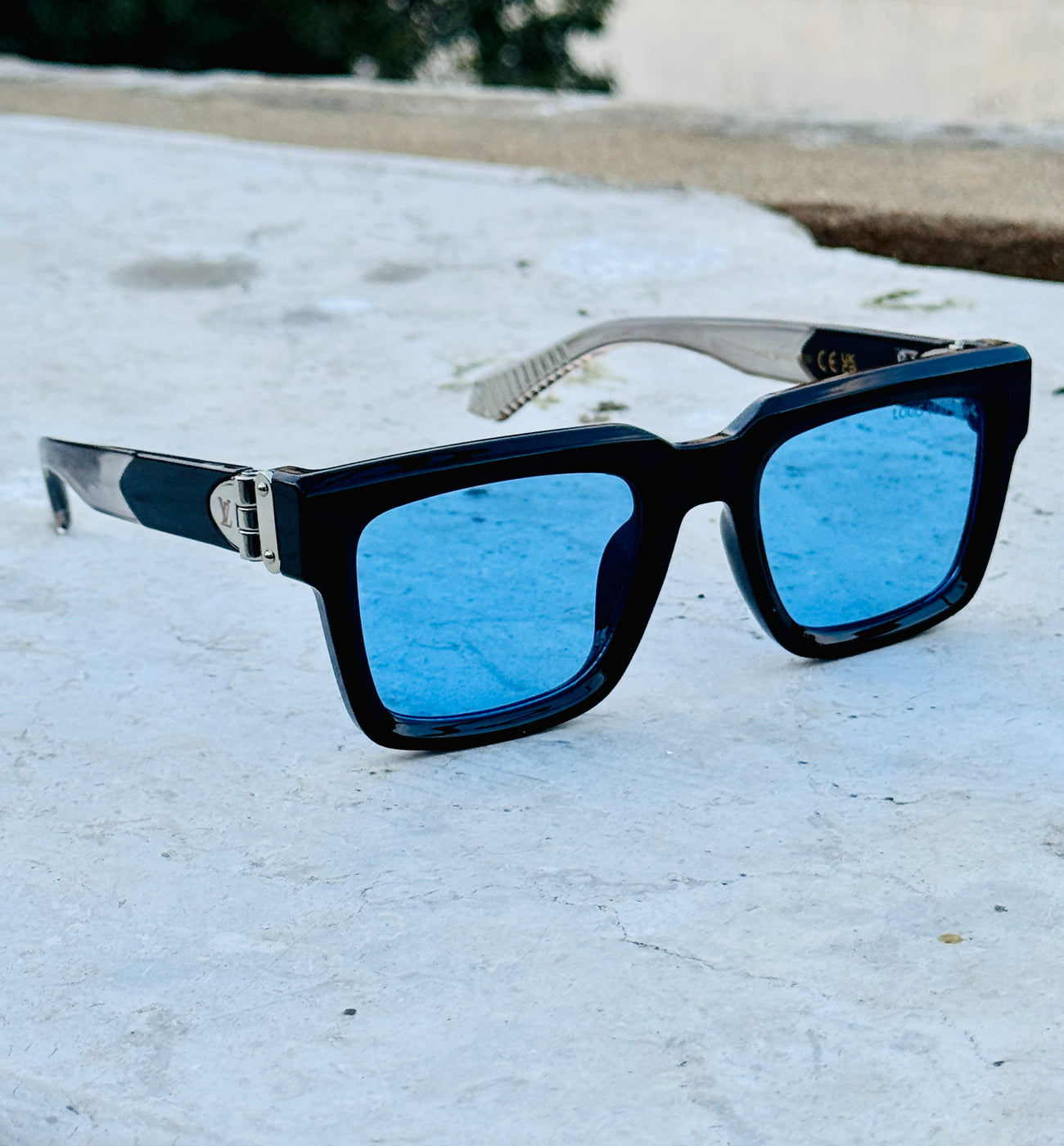 Louis Vuitton – 3490 – 52 – Black Blue – Acetate – Sunglasses – Unisex