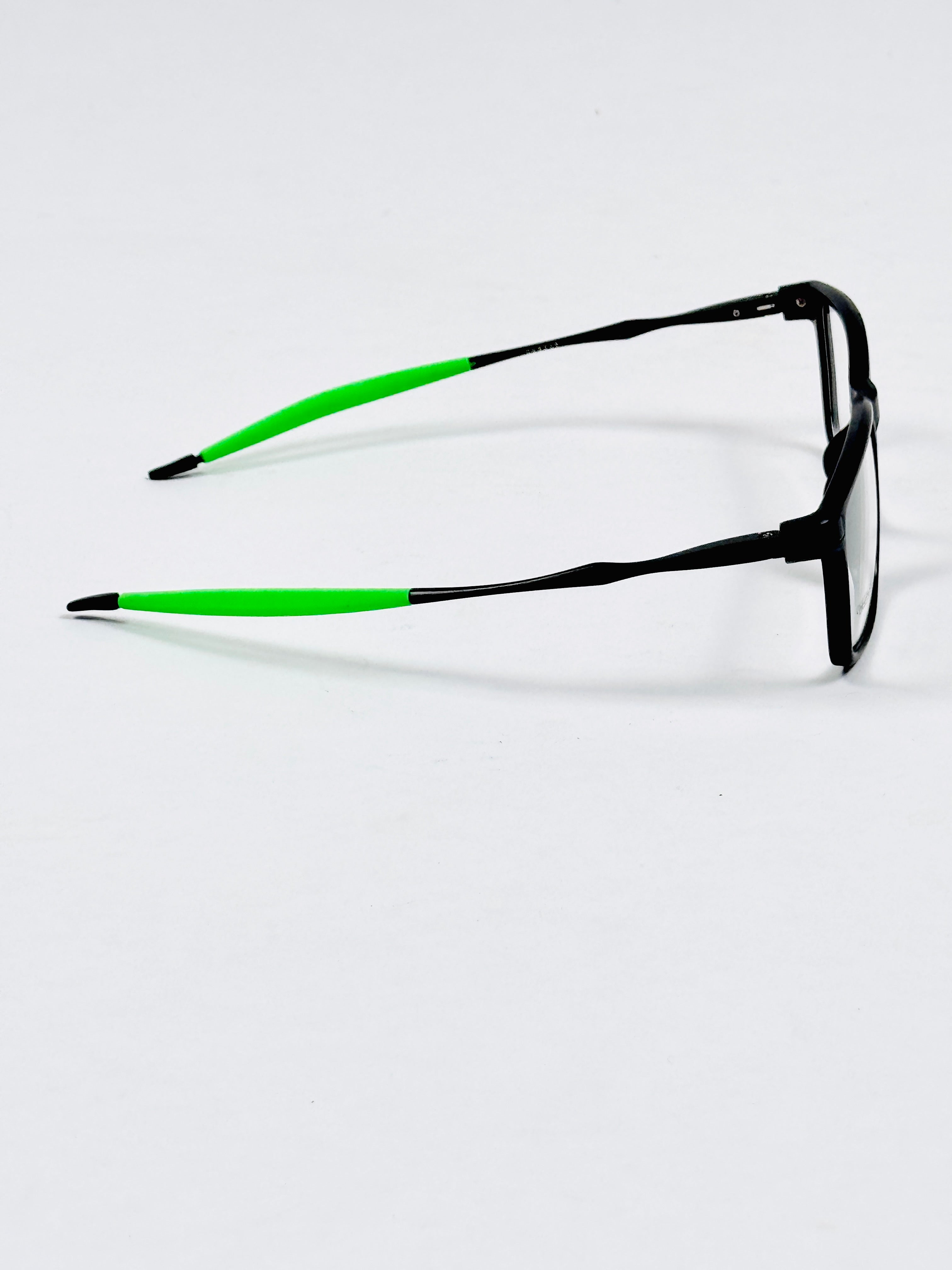 Oakley – 8229 – 55 – Black Green –  Acetate - Optics – Unisex
