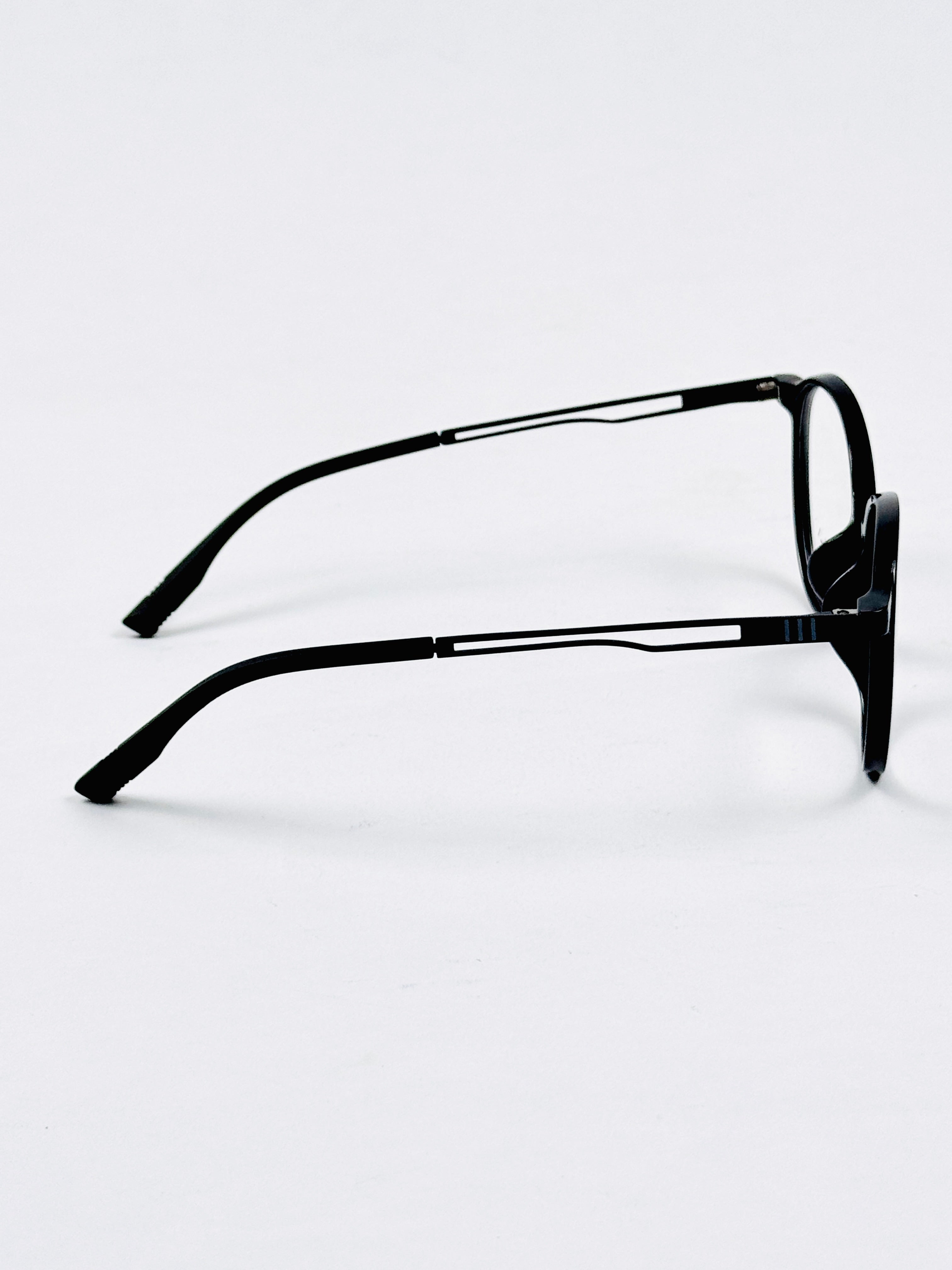 Tumblr – 8619 – 48 - Black – Metal - Acetate  – Optics - Unisex