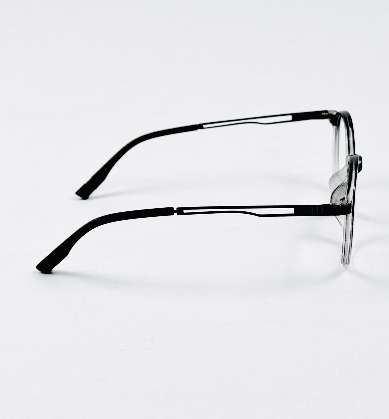 Tumblr – 8619 – 48 - Black Gradient – Metal - Acetate  – Optics - Unisex