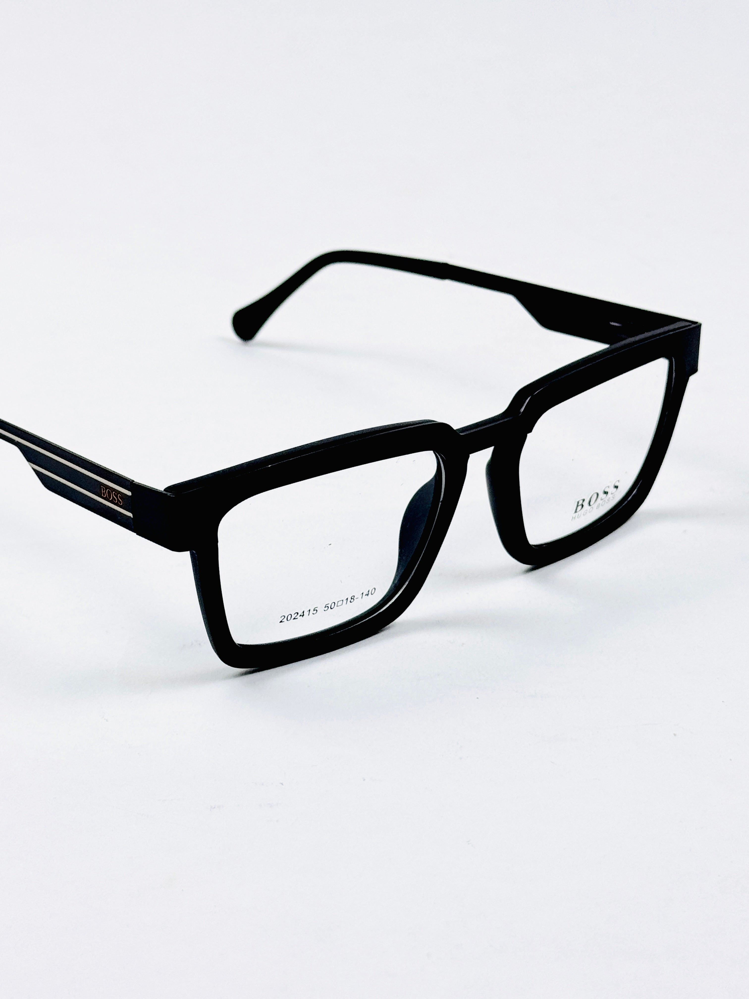 Boss – 202415 – 50 - Black – Metal - Acetate  – Optics - Unisex