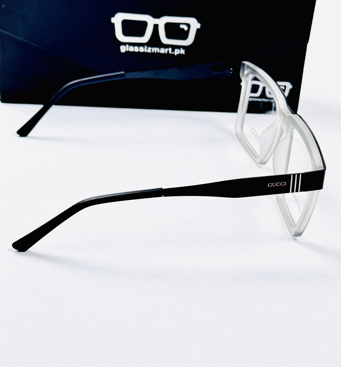 Gucci – 202413 – 52 - Translucent White – Metal - Acetate  – Optics - Unisex