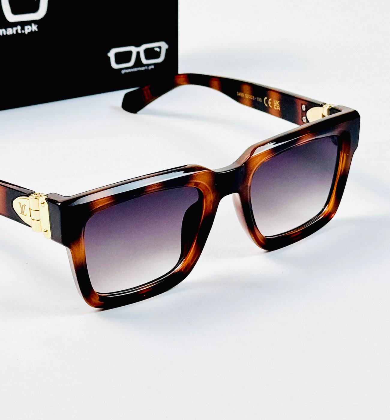 Louis Vuitton – 3490 – 52 – Tortoise Black Gradient – Acetate – Sunglasses – Unisex
