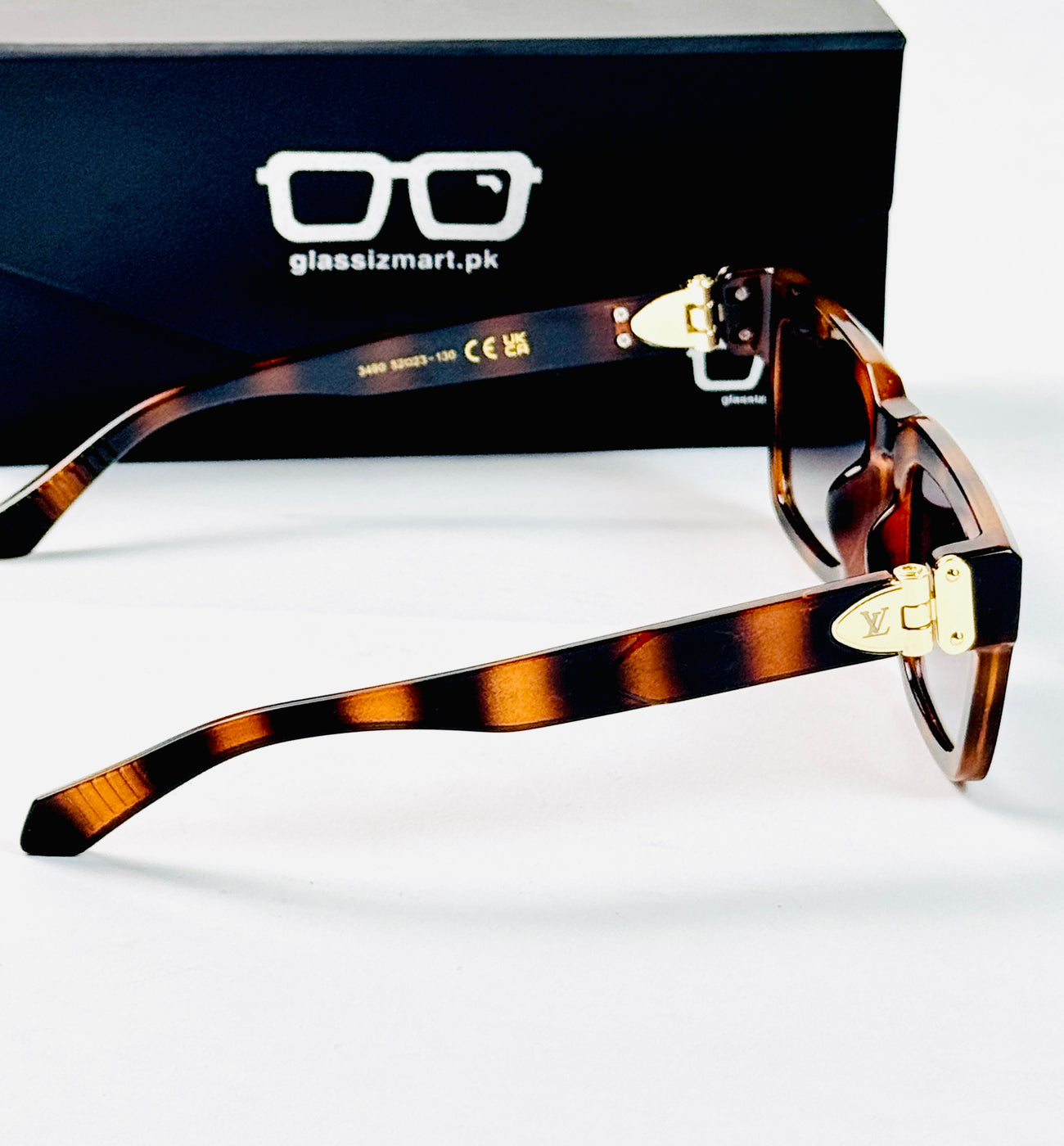 Louis Vuitton – 3490 – 52 – Tortoise Black Gradient – Acetate – Sunglasses – Unisex