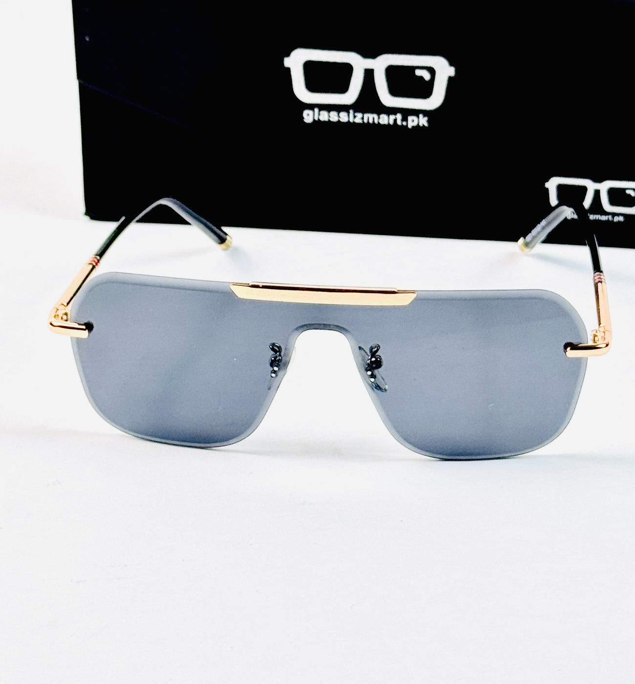Gucci – 5021 – 52 – Black – Metal – Sunglasses – Unisex