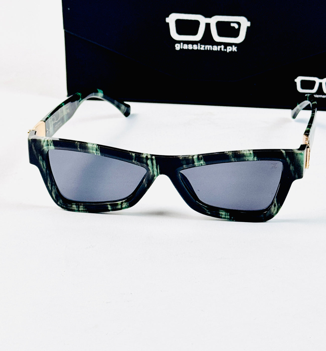 Louis Vuitton – 96008 – 58 – Green Black – Acetate  - Sunglasses – Unisex