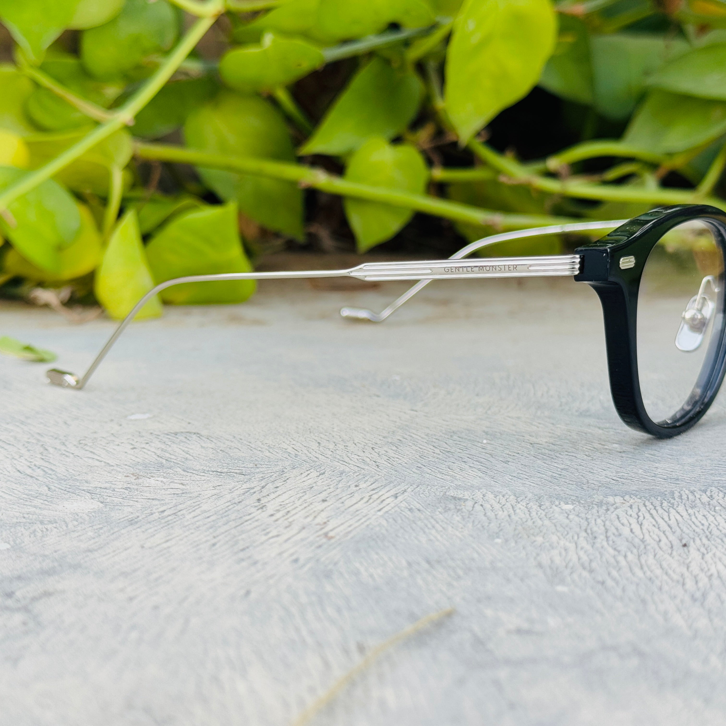 Gentle Monster – 032 – 45 – Silver Black – Acetate – Metal - Optics – Unisex - Premium (Original)
