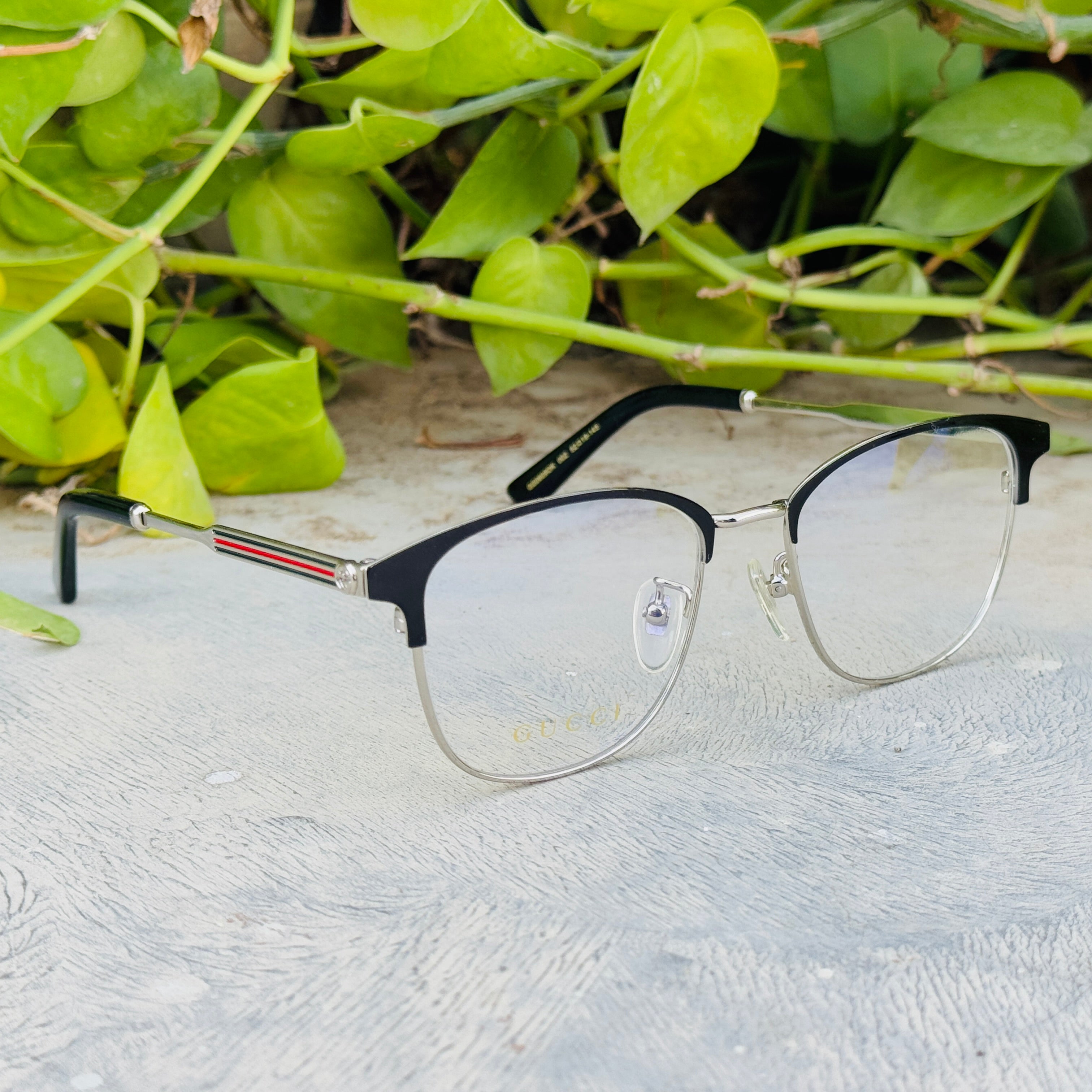 Gucci – 0609 – 52 – Silver Black –  Metal - Optics – Unisex - Premium
