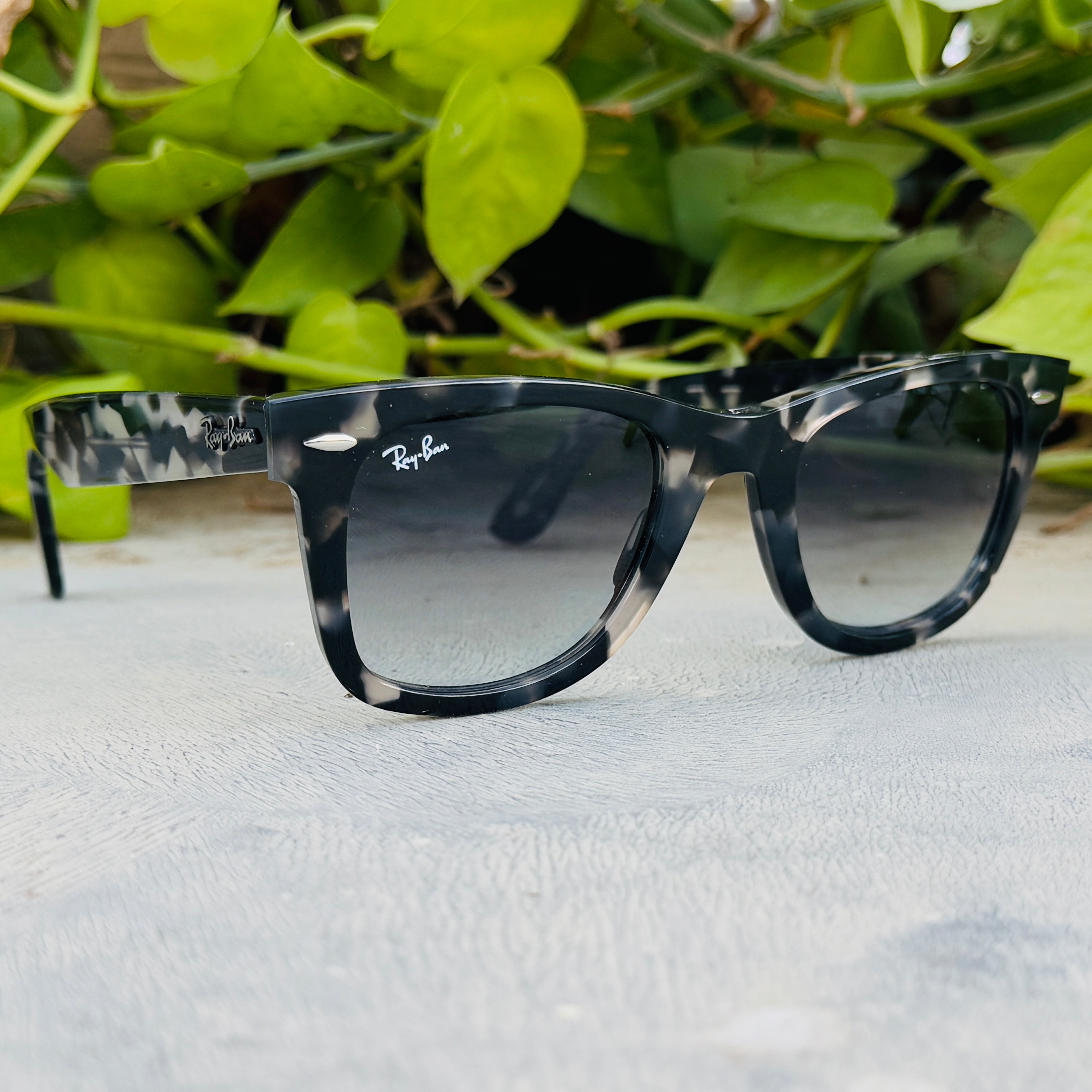 RayBan – 2140 – 50 – Textured –  Acetate- Sunglasses – Unisex - Premium