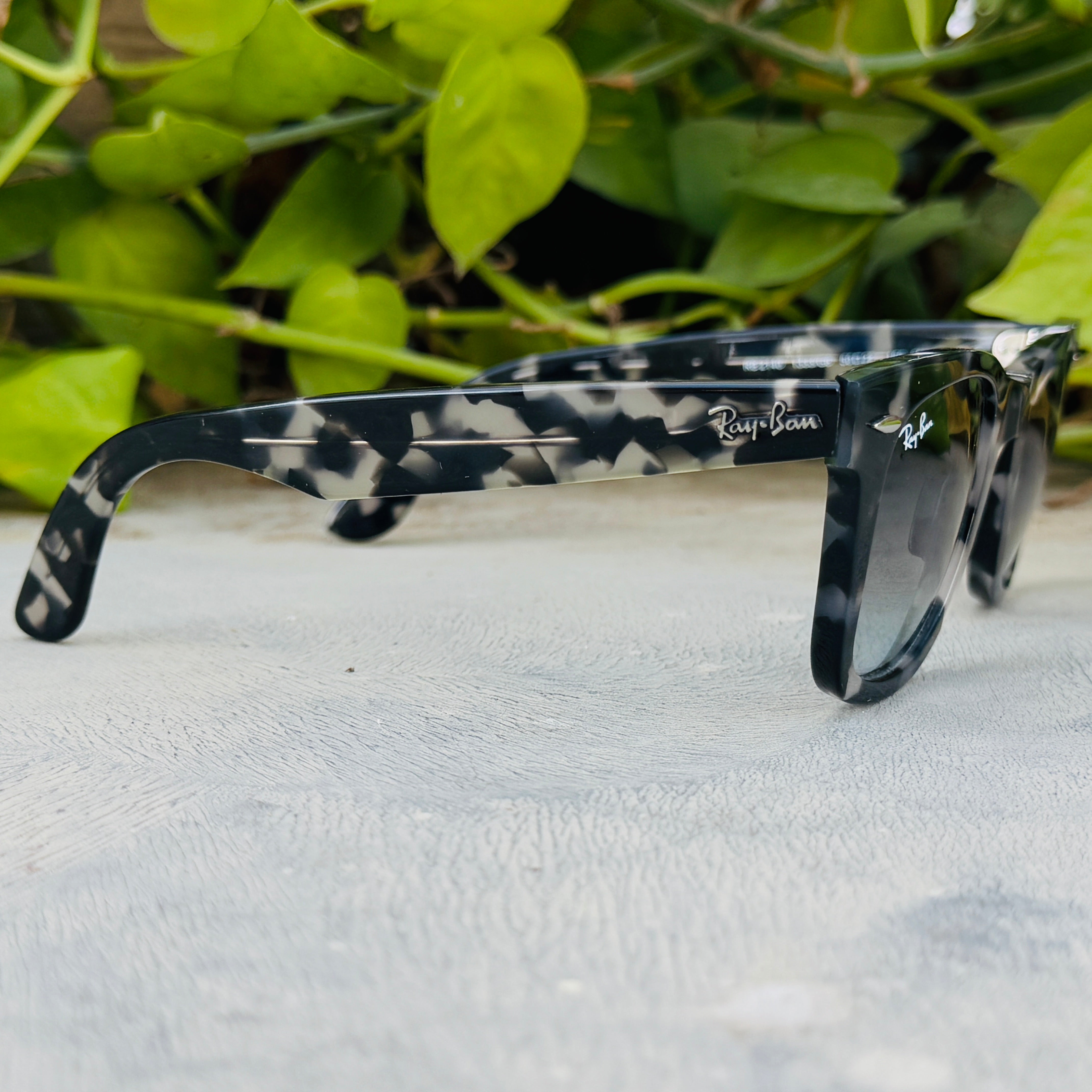 RayBan – 2140 – 50 – Textured –  Acetate- Sunglasses – Unisex - Premium
