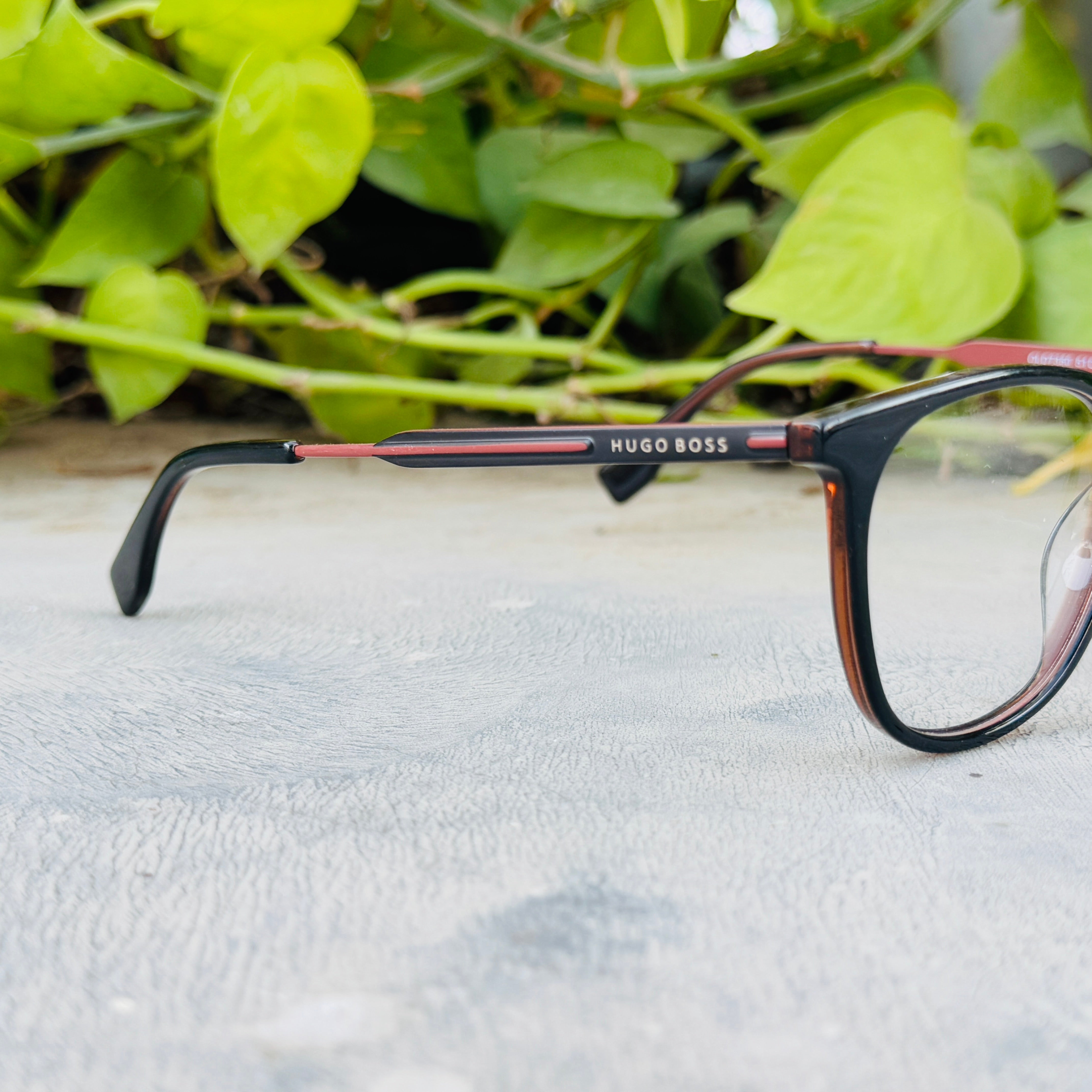 Boss – 7350 – 51 – Red Black –  Acetate - Optics – Unisex - Premium