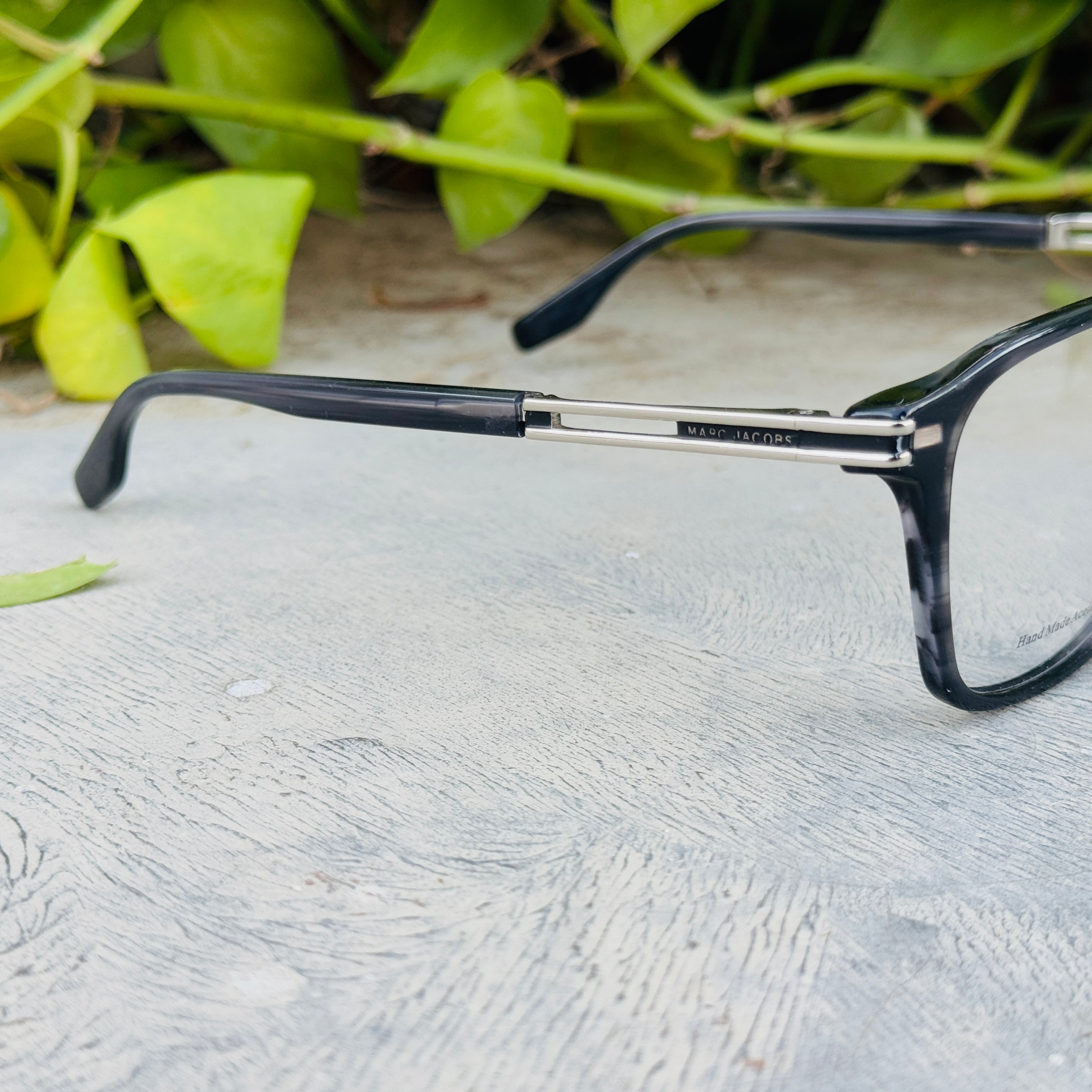 Marc Jacobs – 9748 – 52 – Black Textured Green – Acetate - Optics – Unisex - Attachments