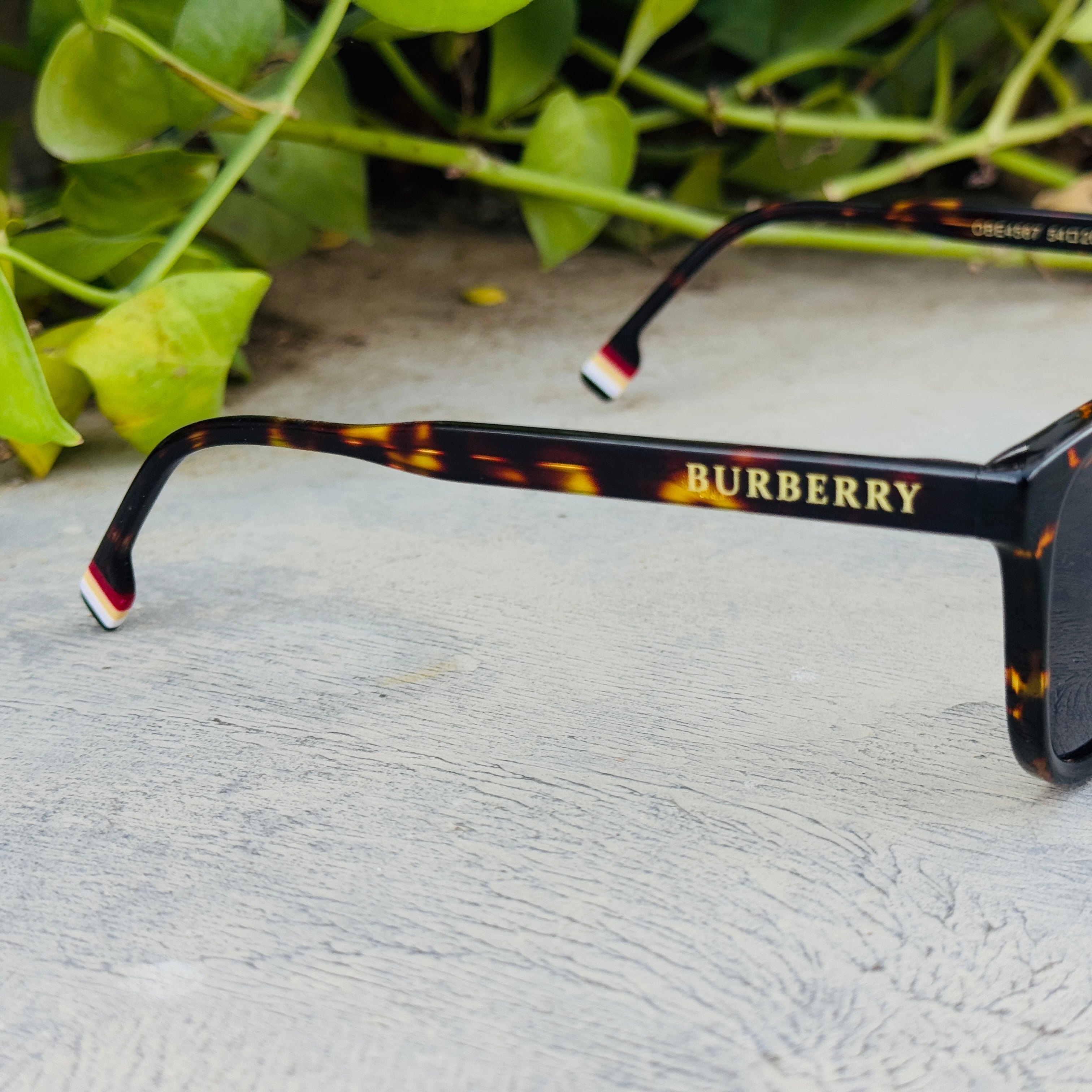 Burberry – 4567 - 57 – Tortoise Black – Acetate - Sunglasses – Unisex - Premium