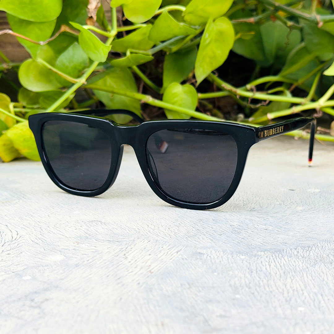 Burberry – 4567 - 57 –  Black – Acetate - Sunglasses – Unisex - Premium