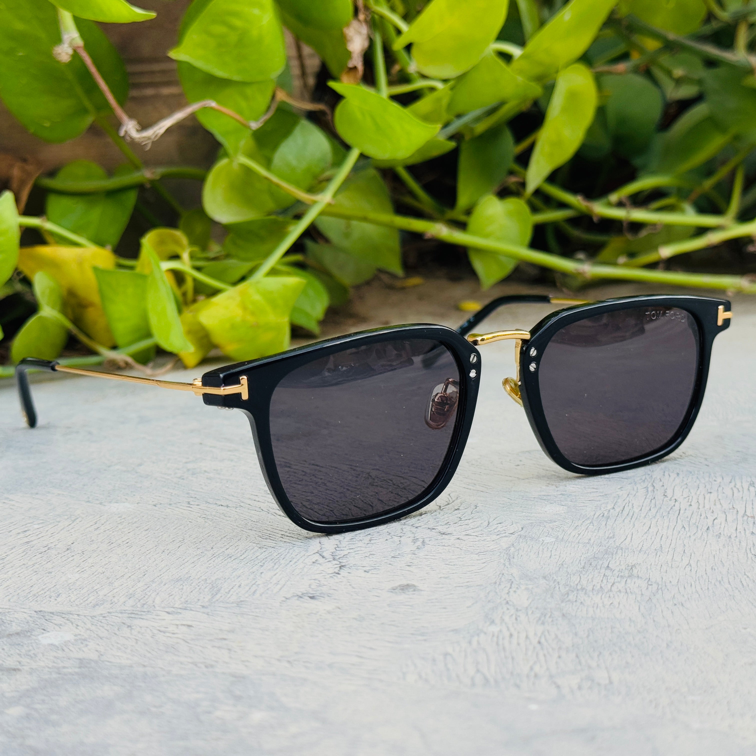 Tom Ford –1042 - 52 –  Golden Black – Acetate - Metal - Sunglasses – Unisex - Premium