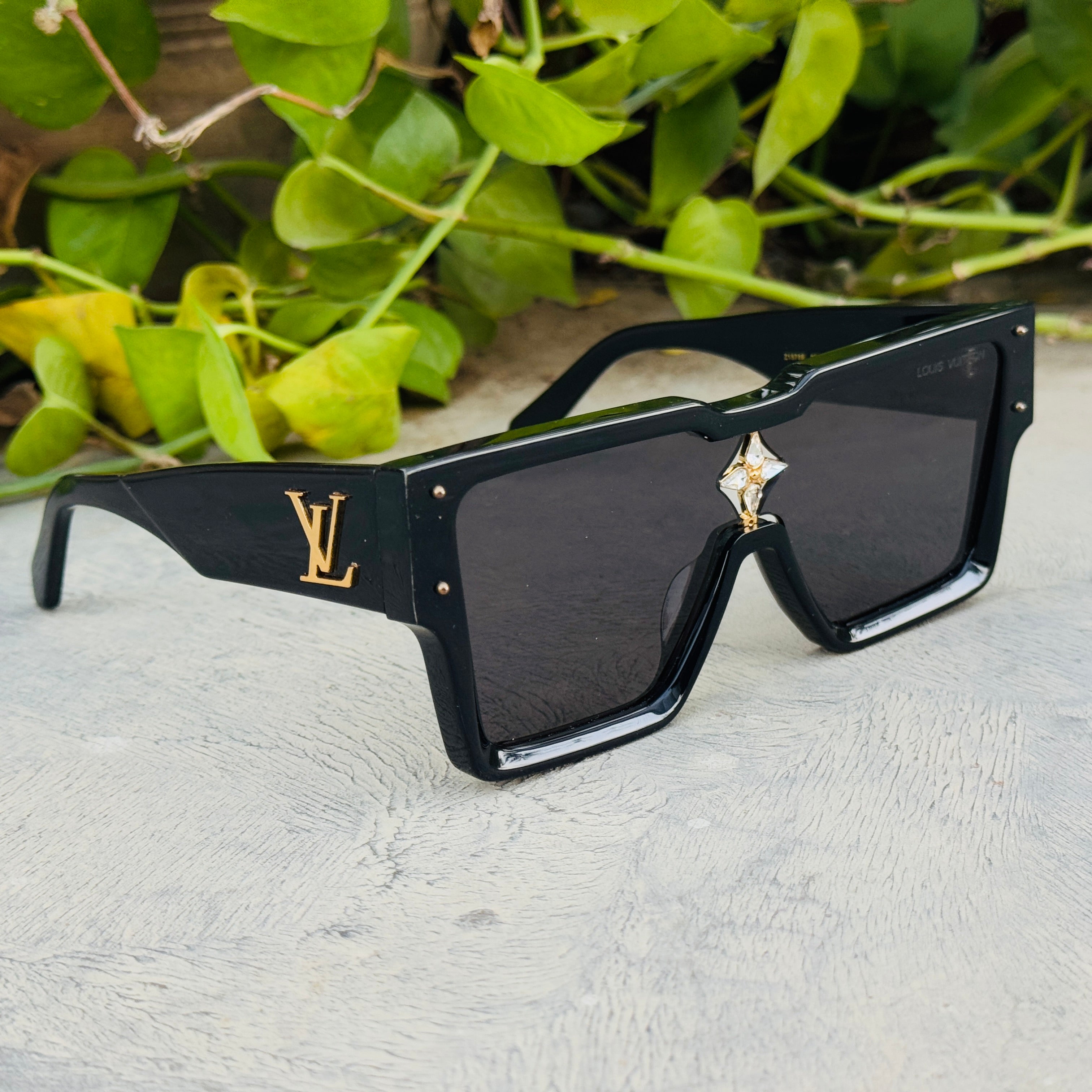 Louis Vuitton – 1578 - 99 – Black – Acetate - Sunglasses – Unisex - Premium