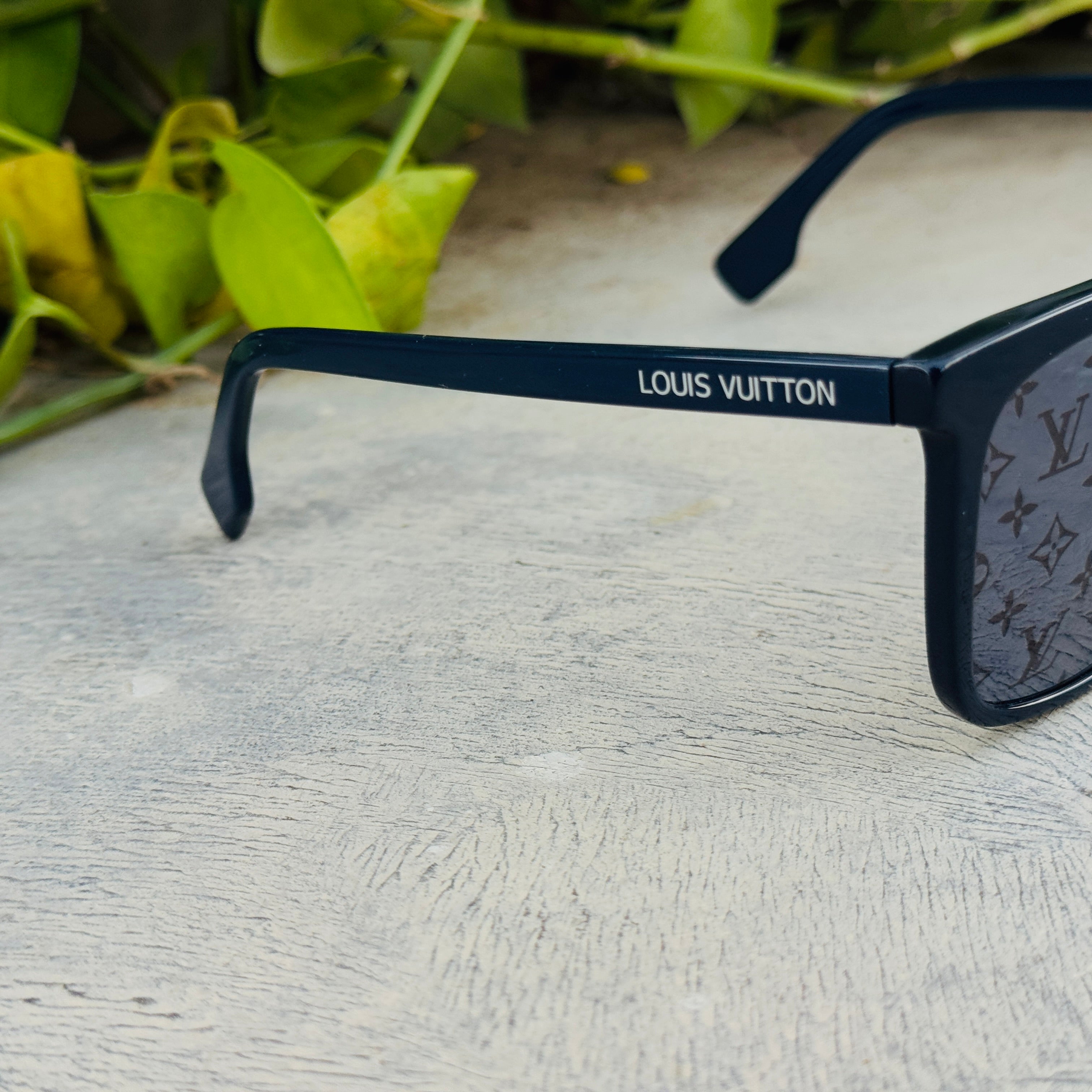Louis Vuitton – 1046 - 56 – Black Grey – Acetate - Sunglasses – Unisex - Premium