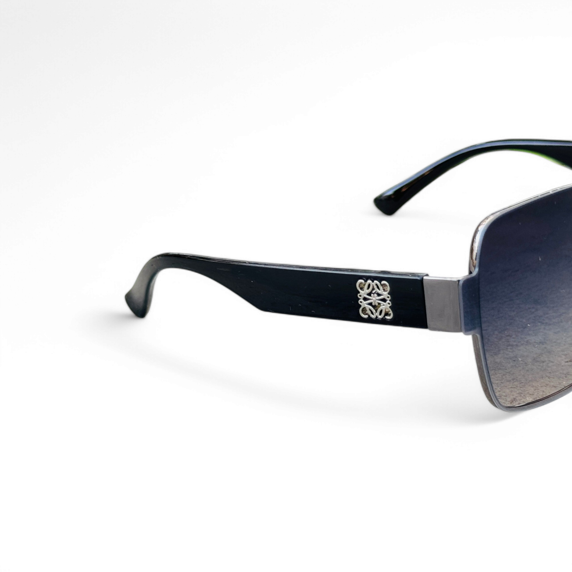 Boewe – 2058 – 53 – Grey Gradient – Metal – Sunglasses – Ladies
