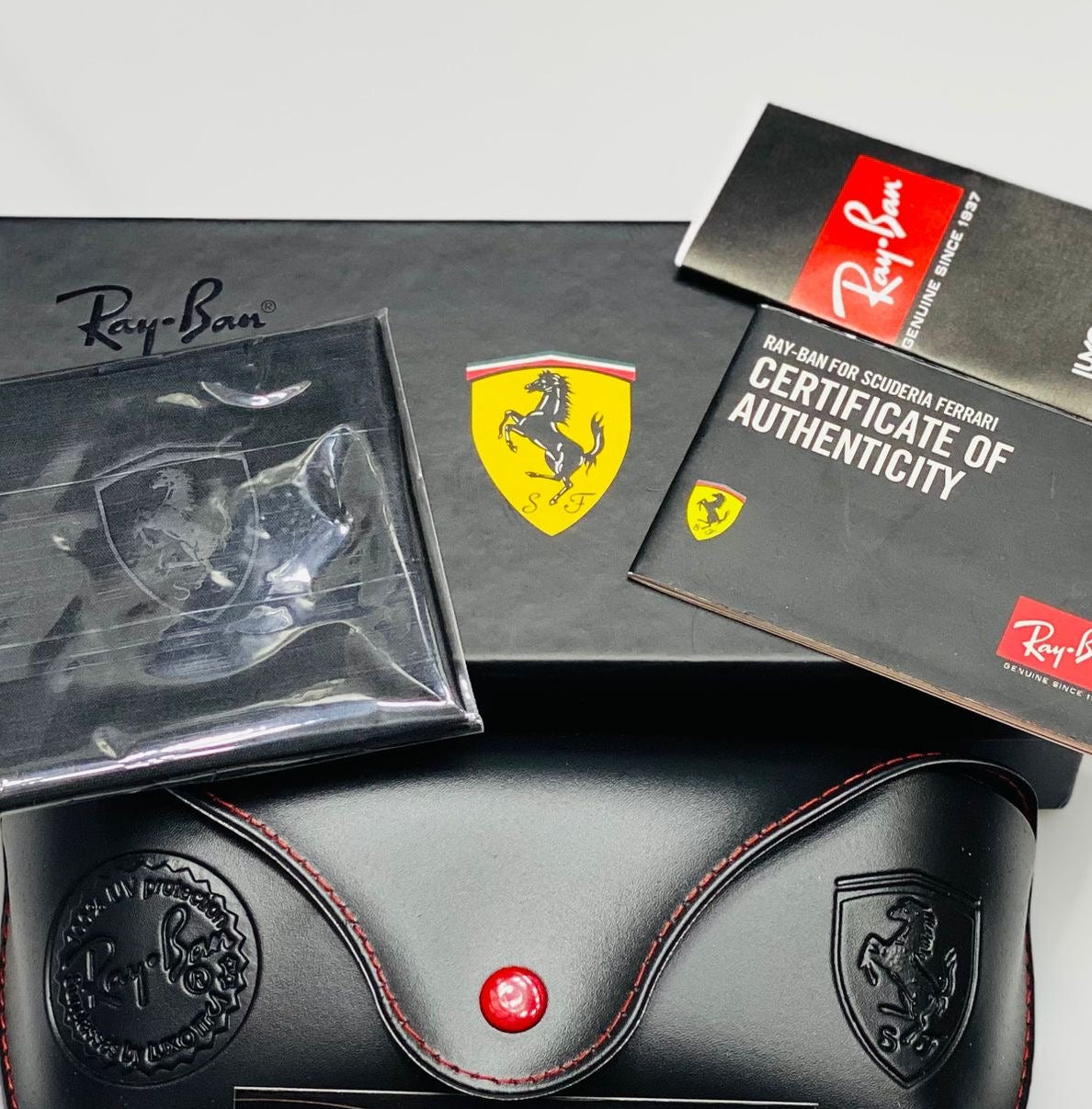 RayBan Ferrari - Original Box